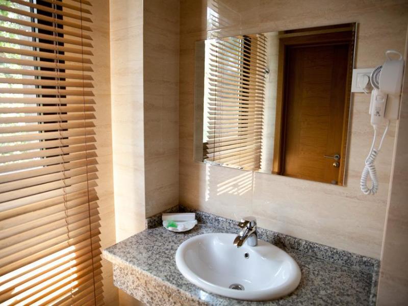 Bishkek Boutique Hotel Екстериор снимка